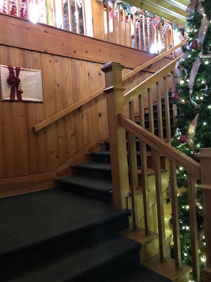 The Lodge At Red River Buitenkant foto